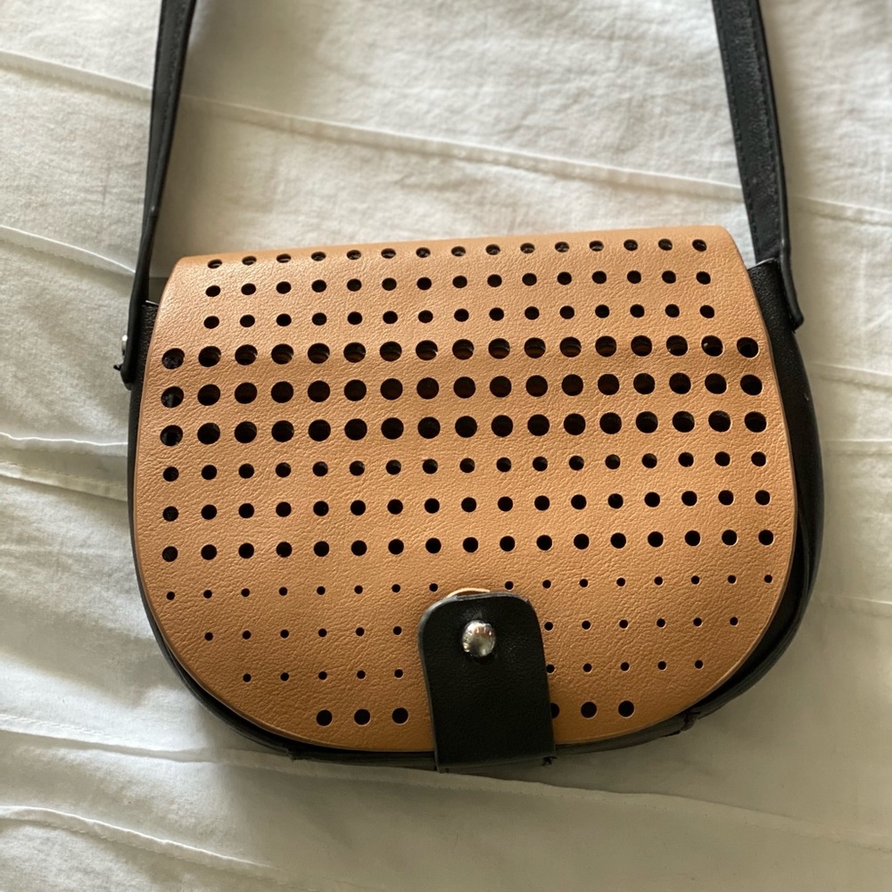 BCBG crossbody purse